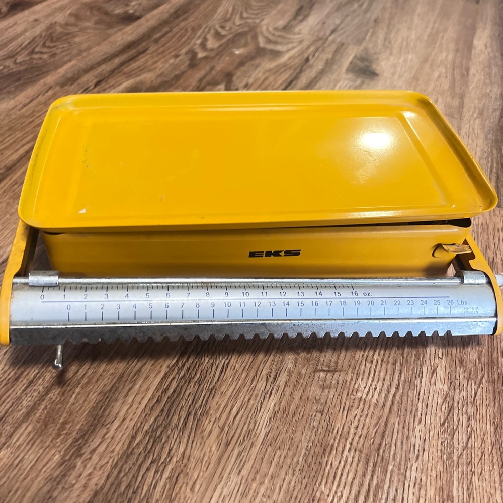 Swedish vintage EKS Yellow kitchen scale 26 pounds MCM